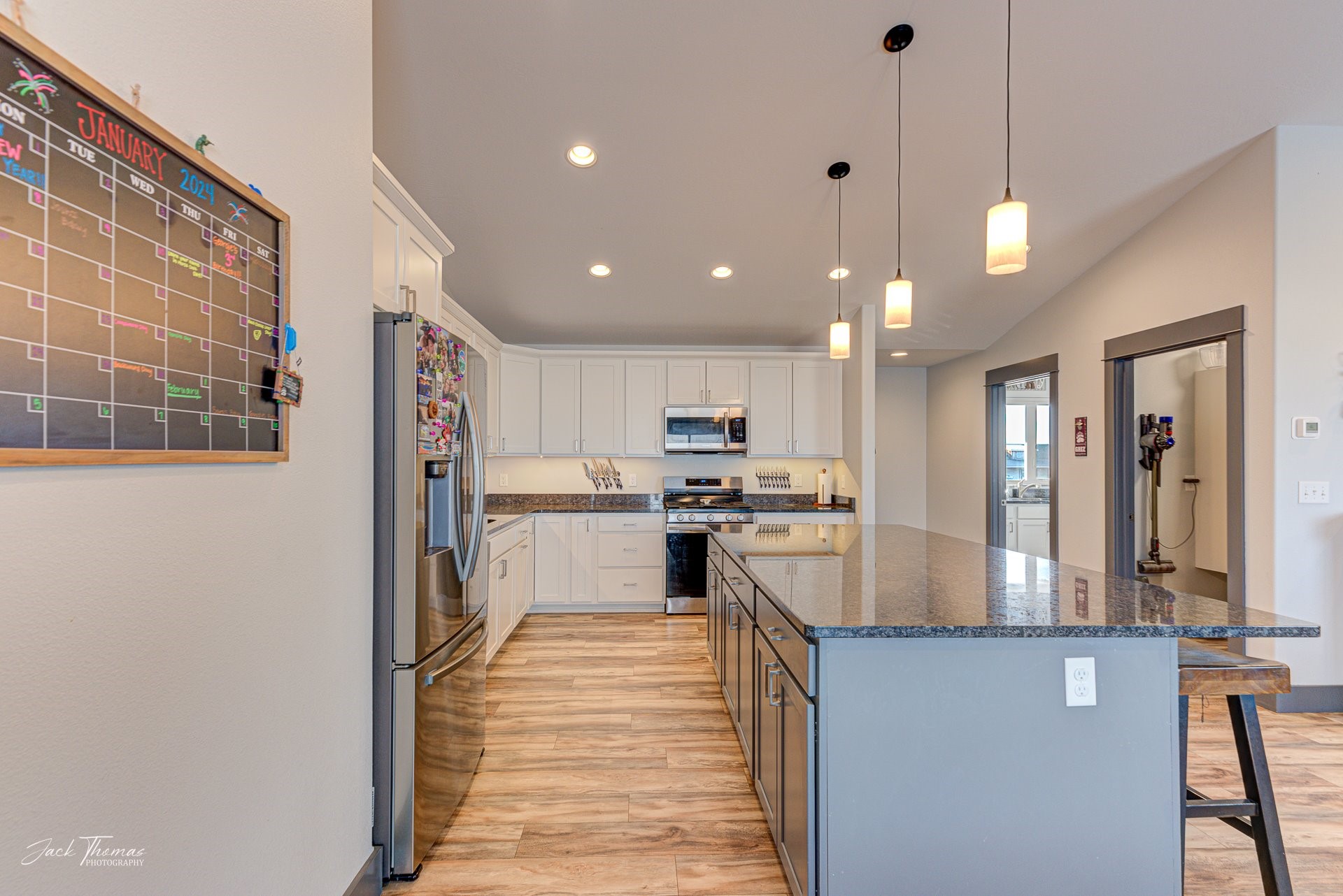 Townsend, Montana 59644, United States, 3 Bedrooms Bedrooms, ,3 BathroomsBathrooms,Residential,Pending,66068