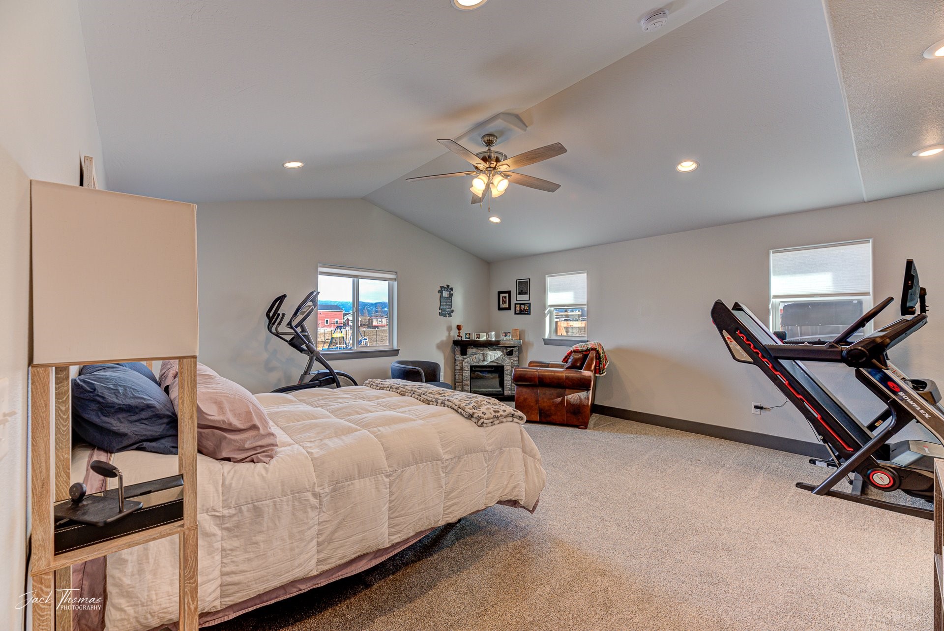 Townsend, Montana 59644, United States, 3 Bedrooms Bedrooms, ,3 BathroomsBathrooms,Residential,Pending,66068