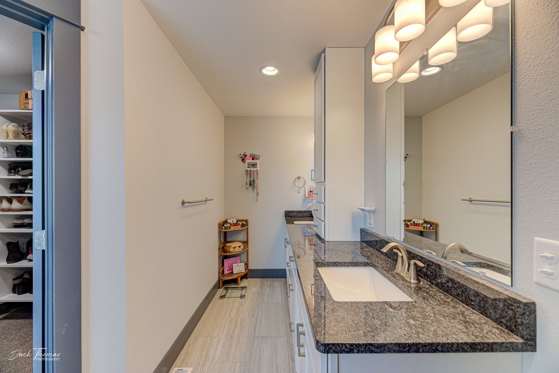 Townsend, Montana 59644, United States, 3 Bedrooms Bedrooms, ,3 BathroomsBathrooms,Residential,Pending,66068