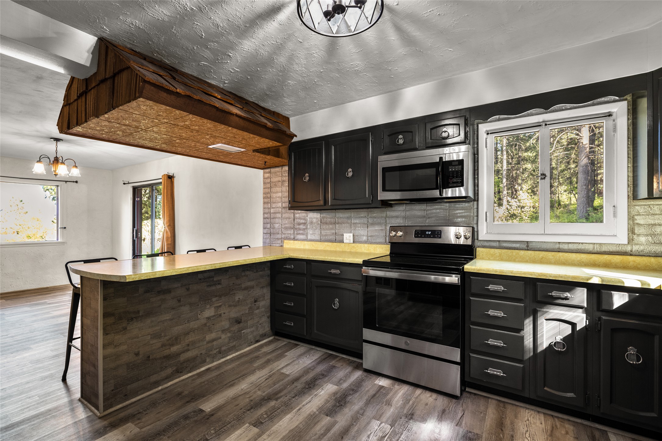 424 Fir Terrace