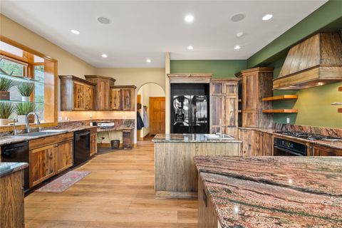 Tiny photo for 522 N Foys Lake Drive, Kalispell, MT 59901 (MLS # 30066137)