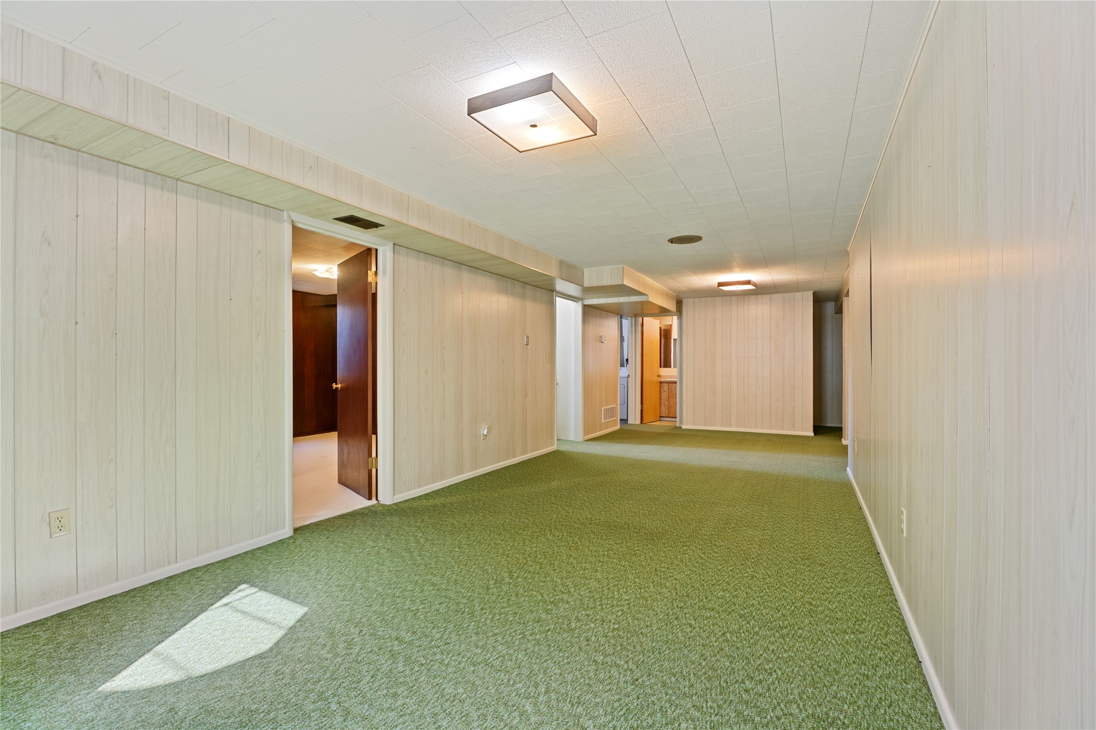 Helena, Montana 59601, United States, 3 Bedrooms Bedrooms, ,2 BathroomsBathrooms,Residential,Active,216861