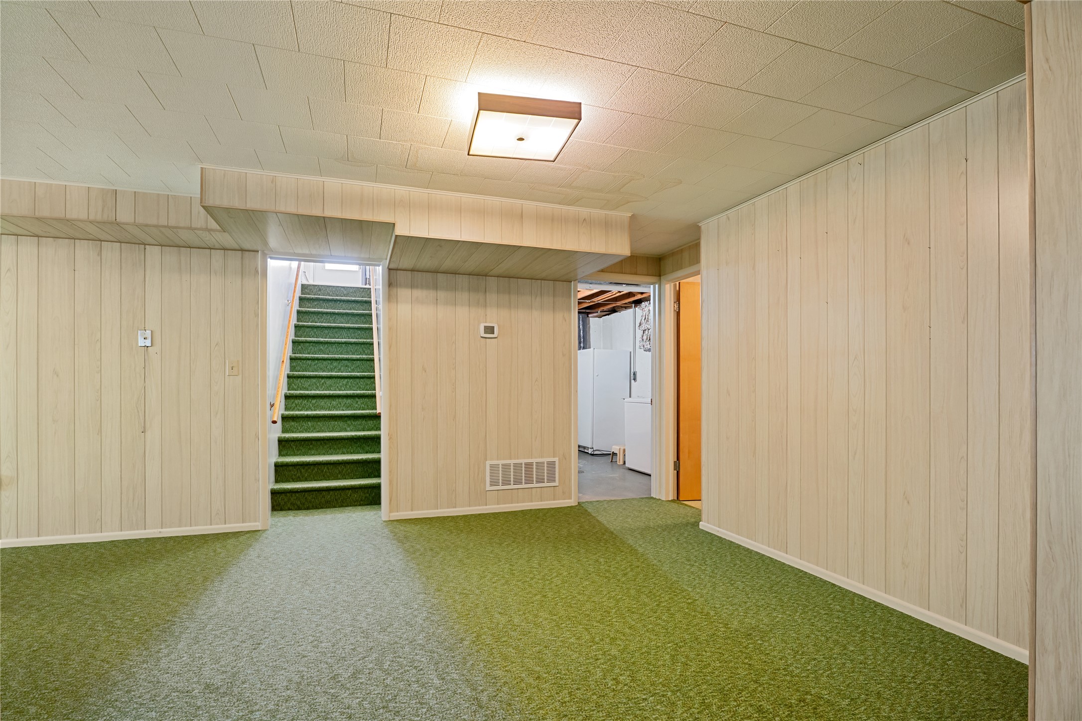 Helena, Montana 59601, United States, 3 Bedrooms Bedrooms, ,2 BathroomsBathrooms,Residential,Active,216861