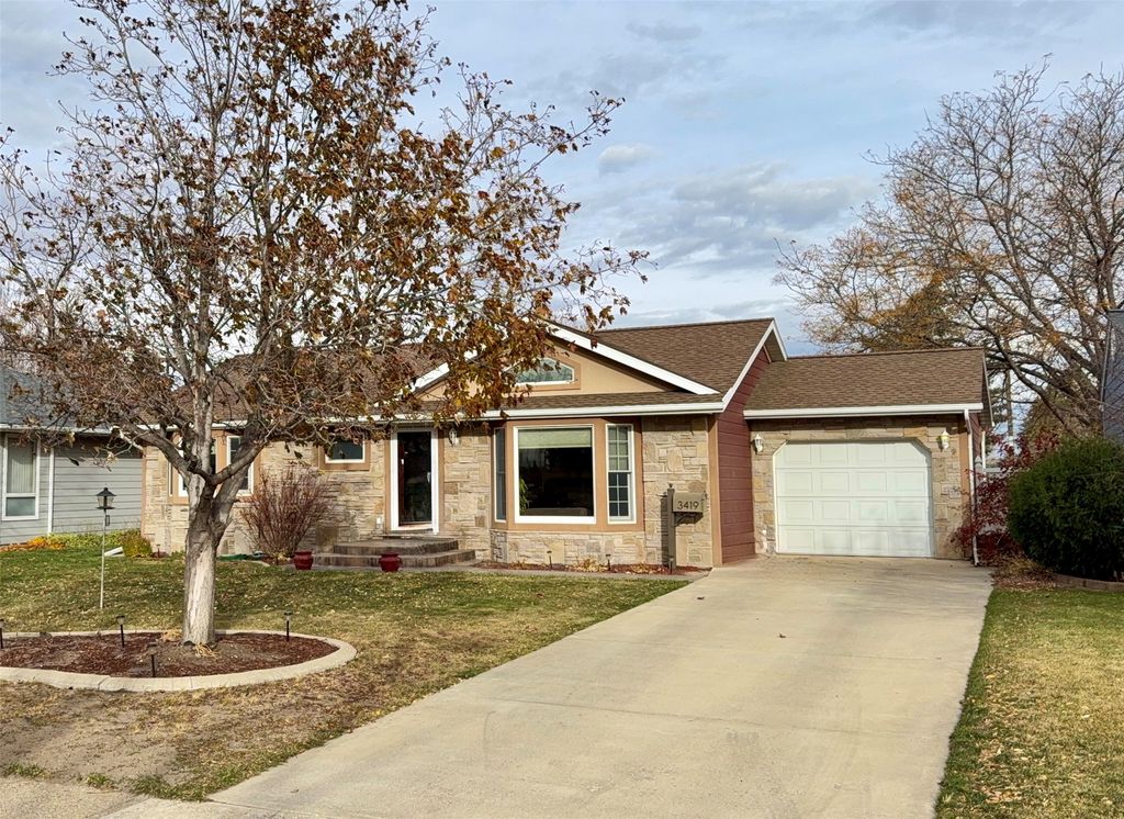 Photo of 3419 7th Avenue S, Great Falls, MT 59405 (MLS # 30060833)