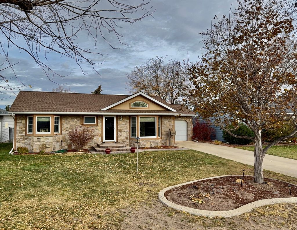 Photo of 3419 7th Avenue S, Great Falls, MT 59405 (MLS # 30060833)