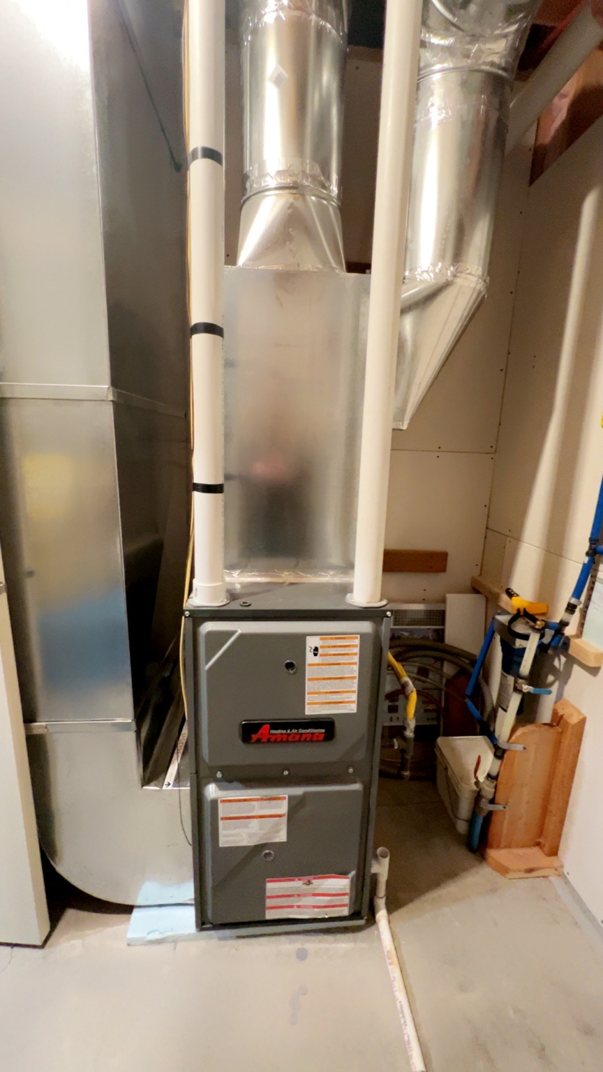 Hungry Horse, Montana 59919, United States, 3 Bedrooms Bedrooms, ,2 BathroomsBathrooms,Residential,Active,89508