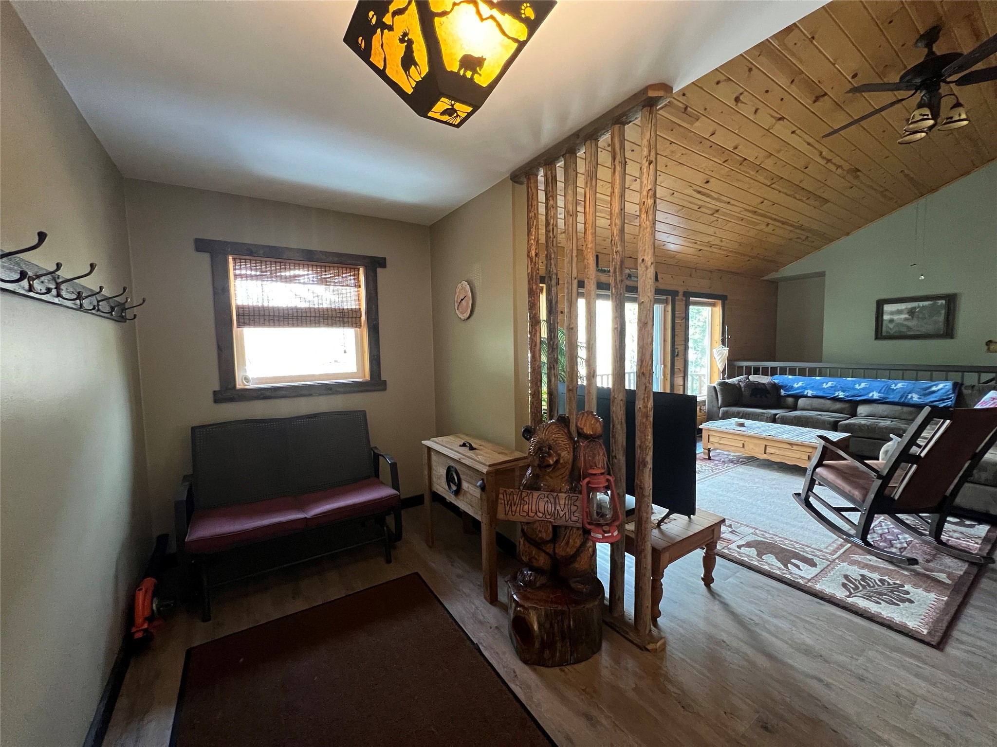 Hungry Horse, Montana 59919, United States, 3 Bedrooms Bedrooms, ,2 BathroomsBathrooms,Residential,Active,89508