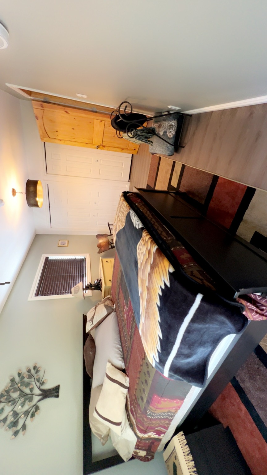 Hungry Horse, Montana 59919, United States, 3 Bedrooms Bedrooms, ,2 BathroomsBathrooms,Residential,Active,89508