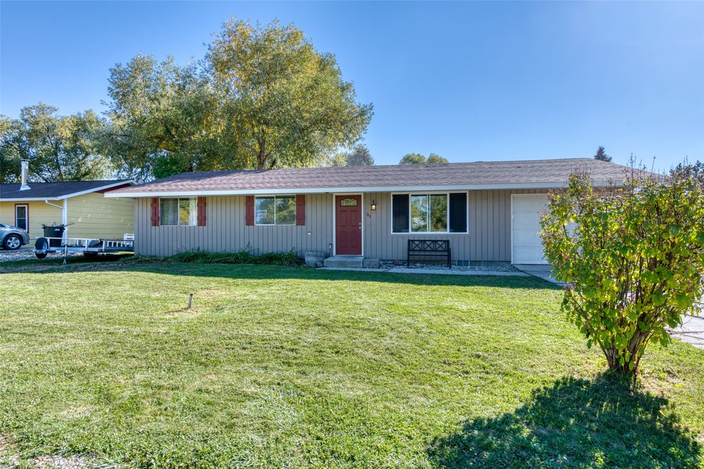 Photo of 103 Peterson Place, Stevensville, MT 59870 (MLS # 30065951)