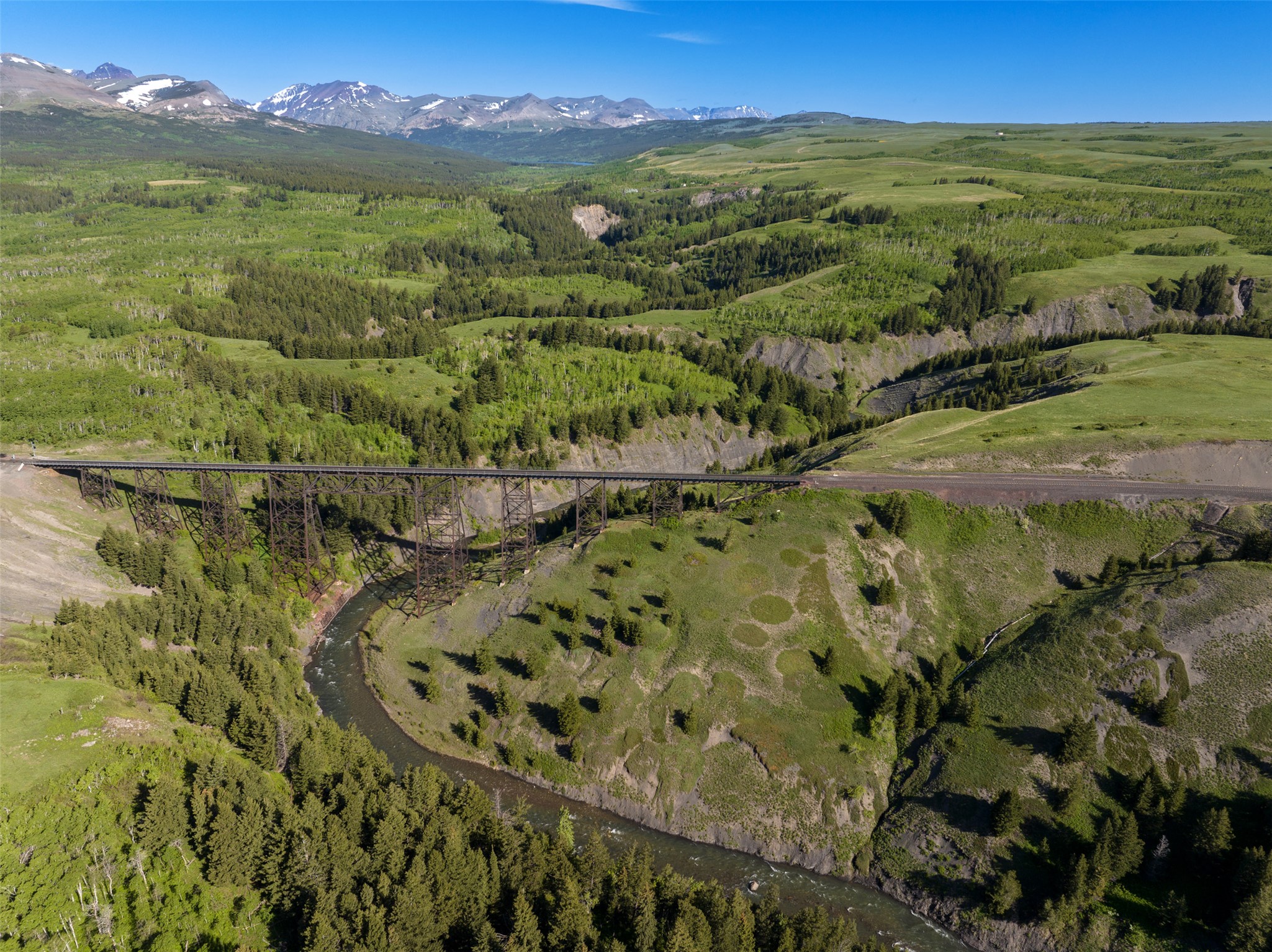 21001 Us Highway 2