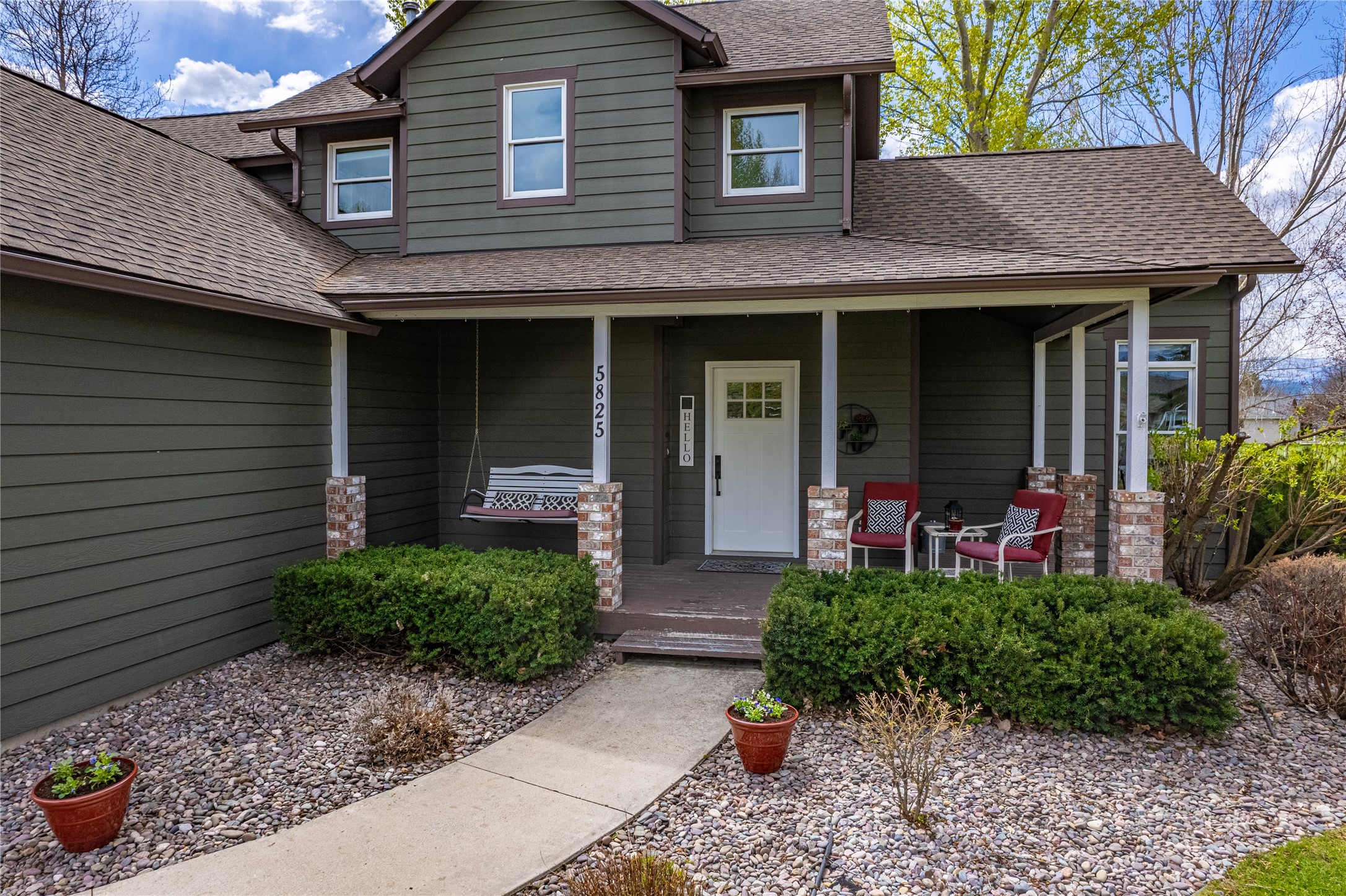 Missoula, Montana 59808, United States, 4 Bedrooms Bedrooms, ,3 BathroomsBathrooms,Residential,Pending,58651