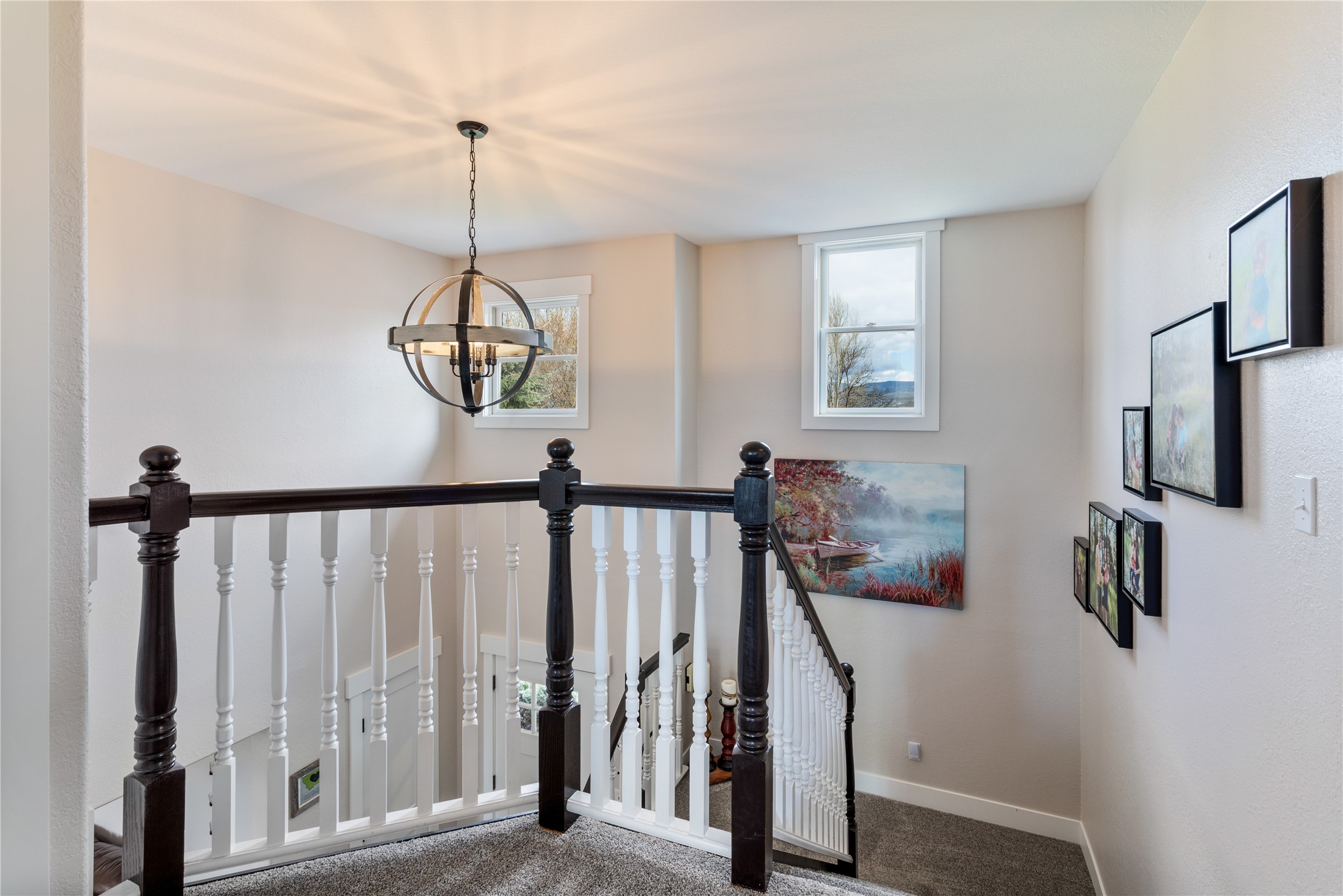 Missoula, Montana 59808, United States, 4 Bedrooms Bedrooms, ,3 BathroomsBathrooms,Residential,Pending,58651