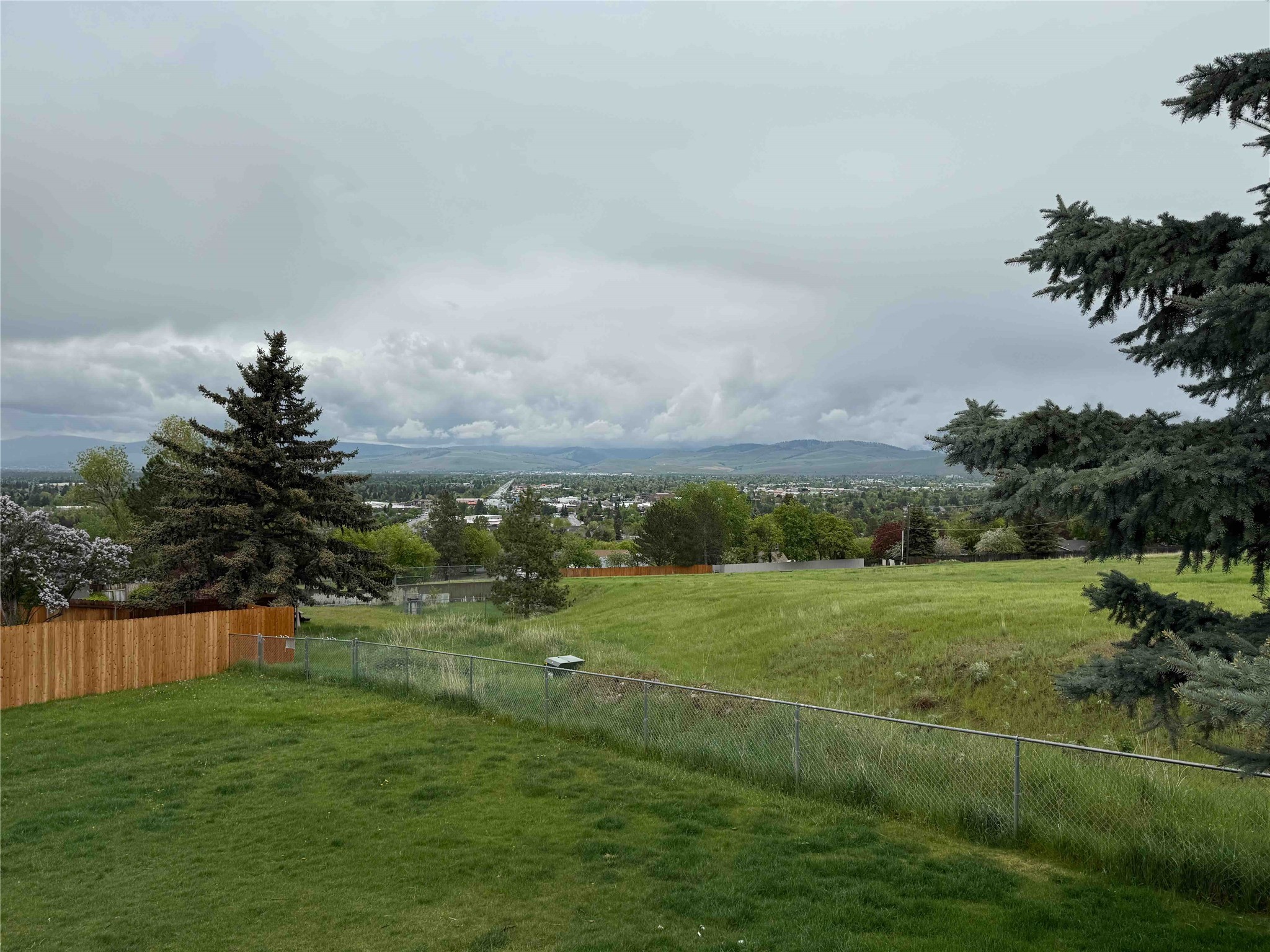160 Meadowlark Court