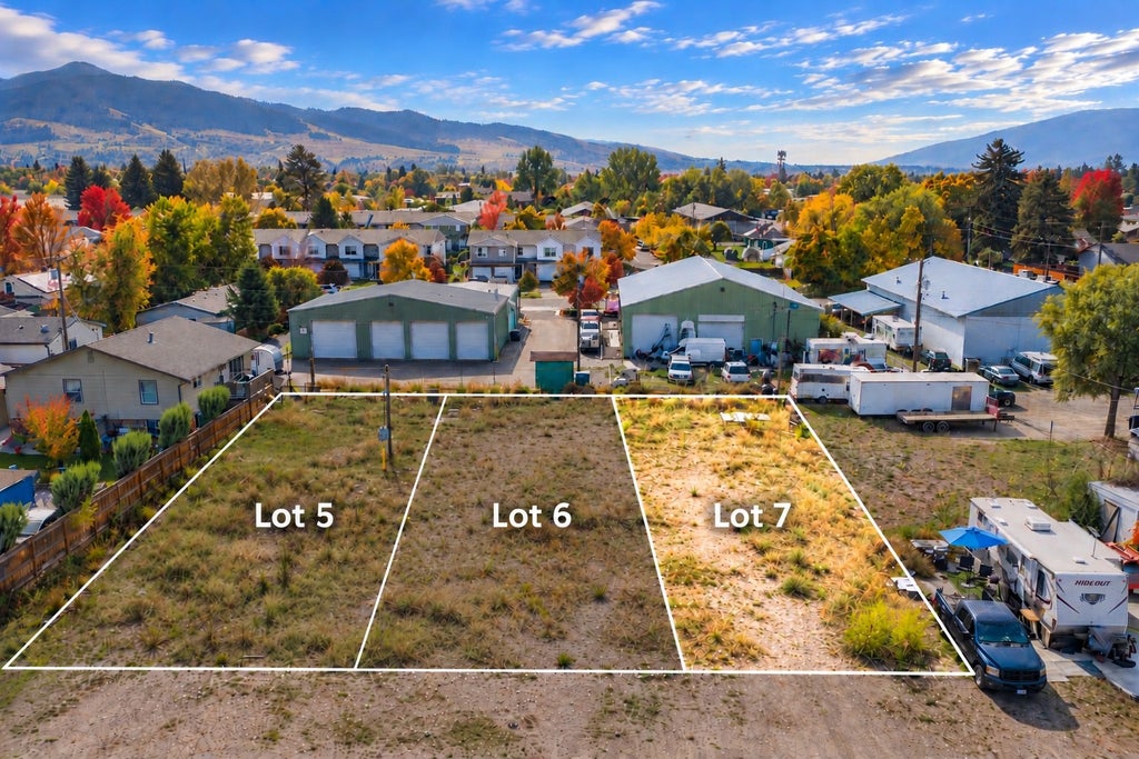 Photo of 1945 Idaho Street, Missoula, MT 59801 (MLS # 30079777)