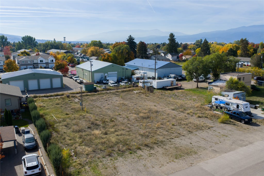 Photo of 1945 Idaho Street, Missoula, MT 59801 (MLS # 30079777)