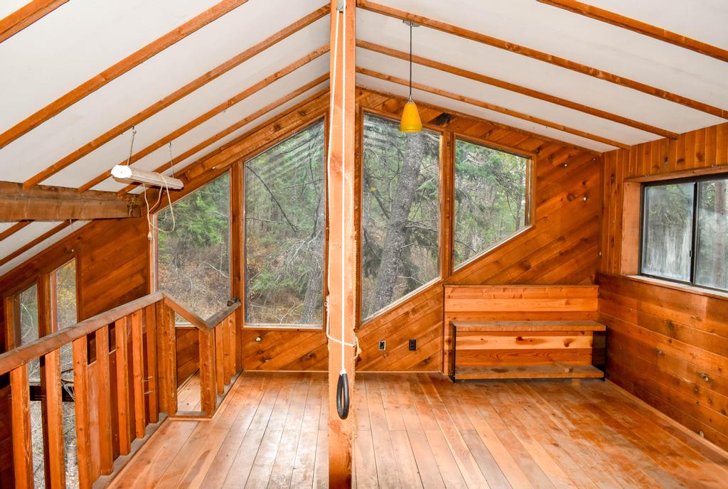 Polson, Montana 59860, United States, 3 Bedrooms Bedrooms, ,2 BathroomsBathrooms,Residential,Active,30079