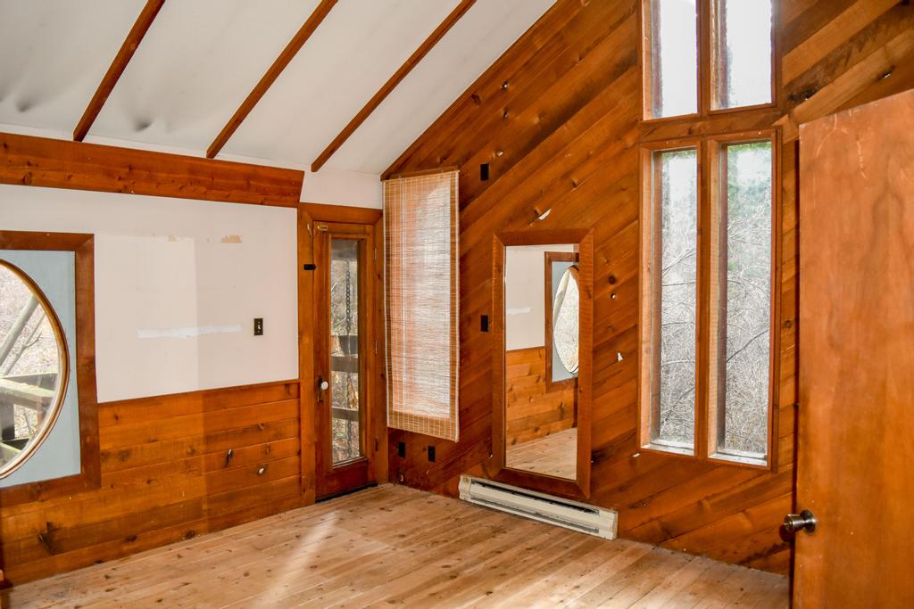 Polson, Montana 59860, United States, 3 Bedrooms Bedrooms, ,2 BathroomsBathrooms,Residential,Active,30079