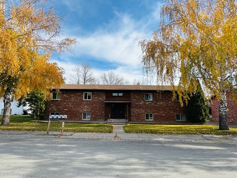 Photo of 71 Hawthorn Avenue, Kalispell, MT 59901 (MLS # 30060007)