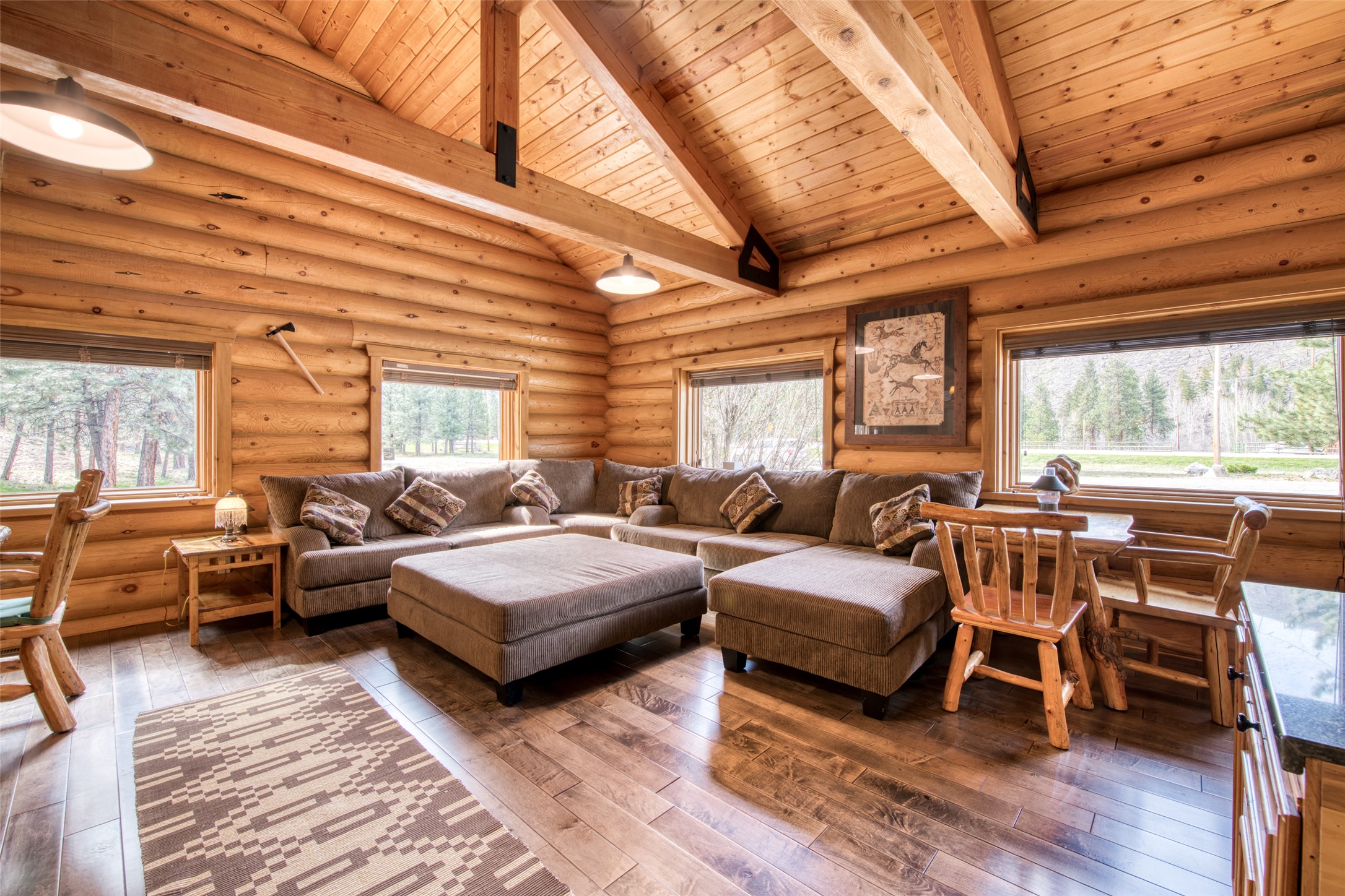 Conner, Montana 59827, United States, 2 Bedrooms Bedrooms, ,3 BathroomsBathrooms,Residential,Active,36917