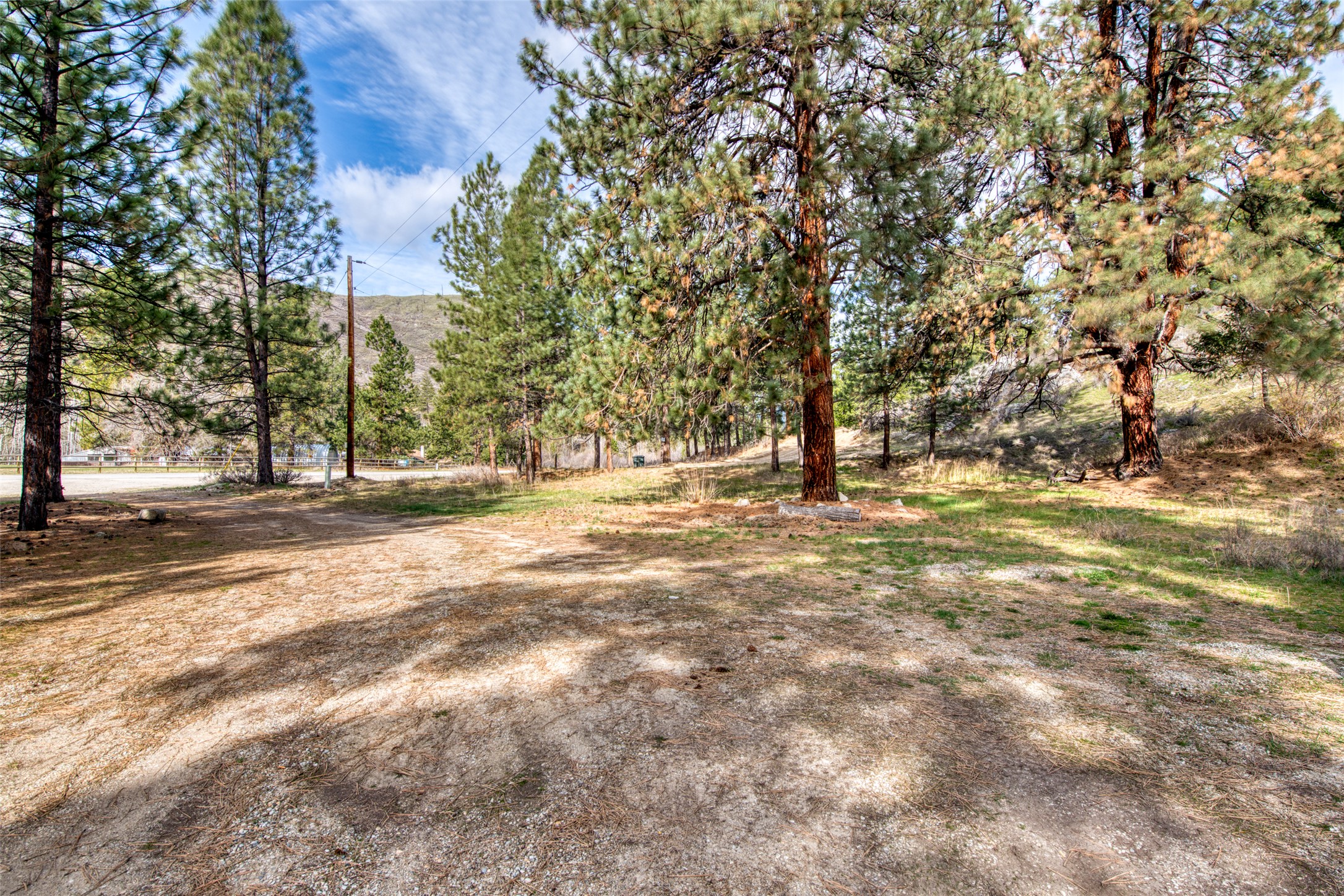 Conner, Montana 59827, United States, 2 Bedrooms Bedrooms, ,3 BathroomsBathrooms,Residential,Active,36917