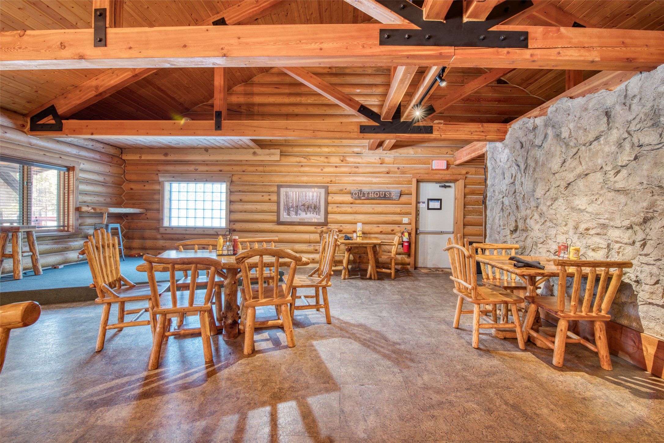 Conner, Montana 59827, United States, 2 Bedrooms Bedrooms, ,3 BathroomsBathrooms,Residential,Active,36917