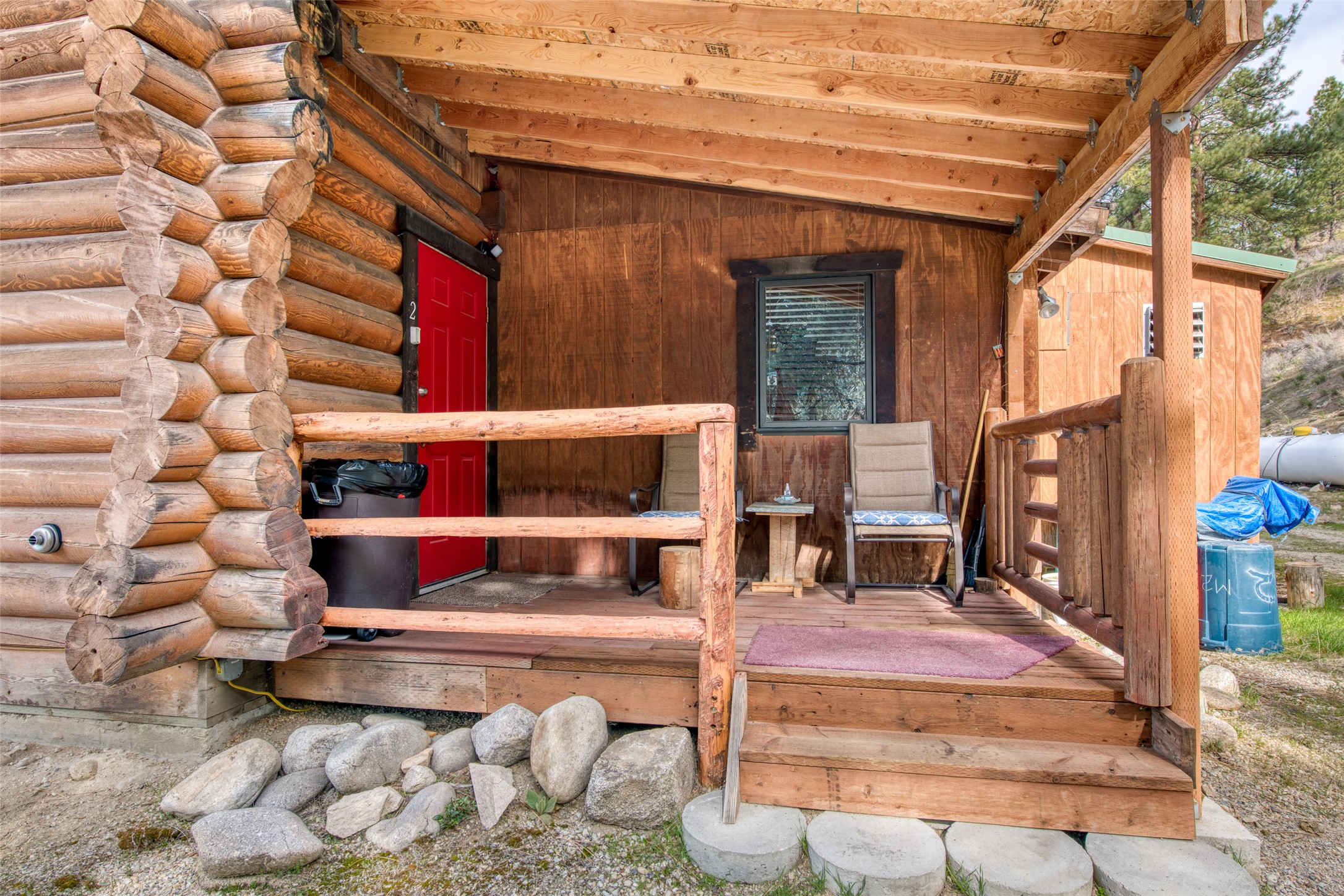 Conner, Montana 59827, United States, 2 Bedrooms Bedrooms, ,3 BathroomsBathrooms,Residential,Active,36917