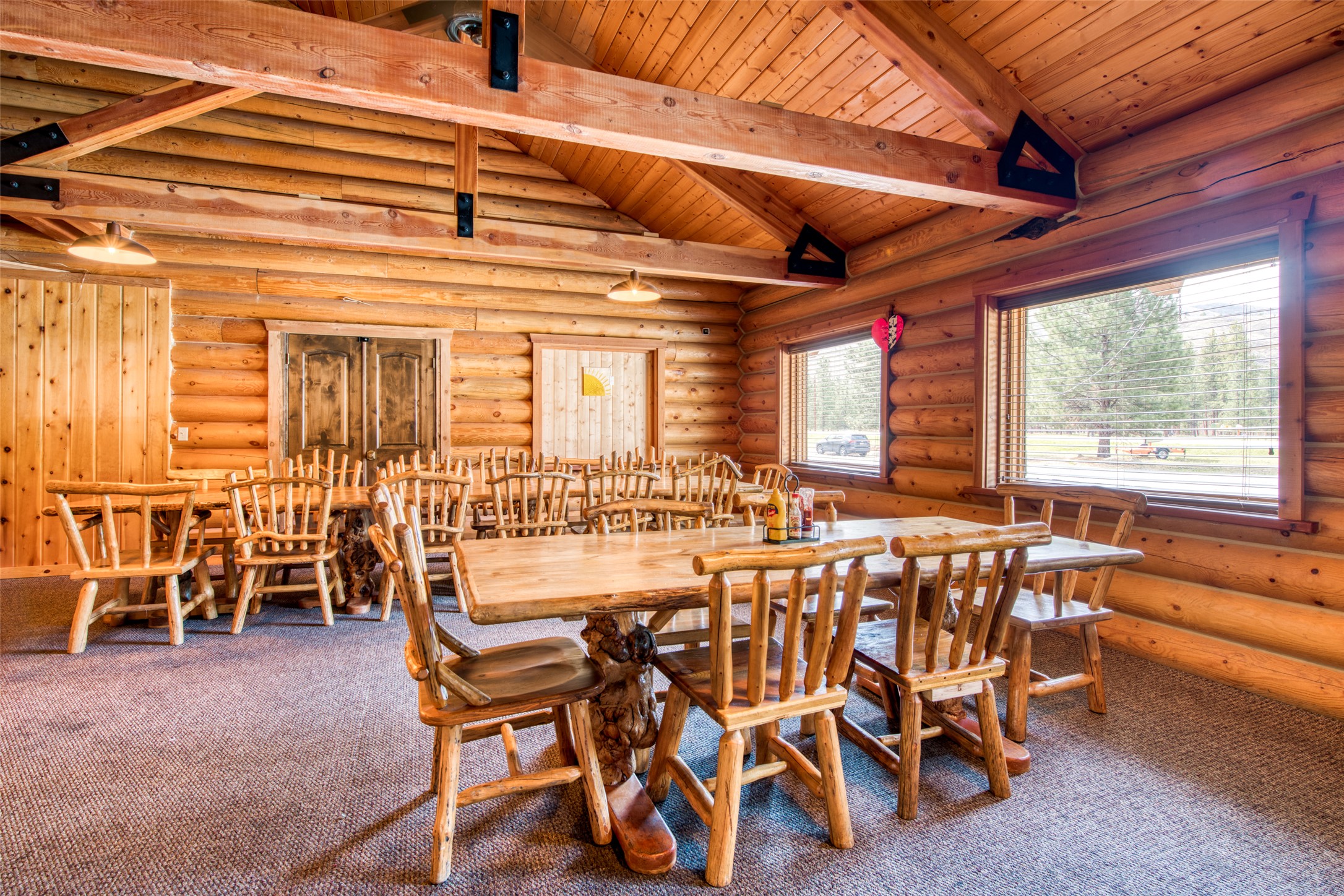 Conner, Montana 59827, United States, 2 Bedrooms Bedrooms, ,3 BathroomsBathrooms,Residential,Active,36917