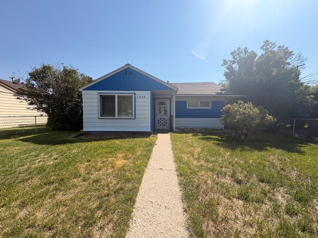 Photo of 1914 Monroe Avenue, Butte, MT 59701 (MLS # 30076780)