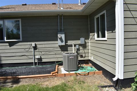 Tiny photo for 908 Turner Avenue, Shelby, MT 59474 (MLS # 30072519)