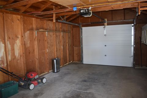 Tiny photo for 908 Turner Avenue, Shelby, MT 59474 (MLS # 30072519)