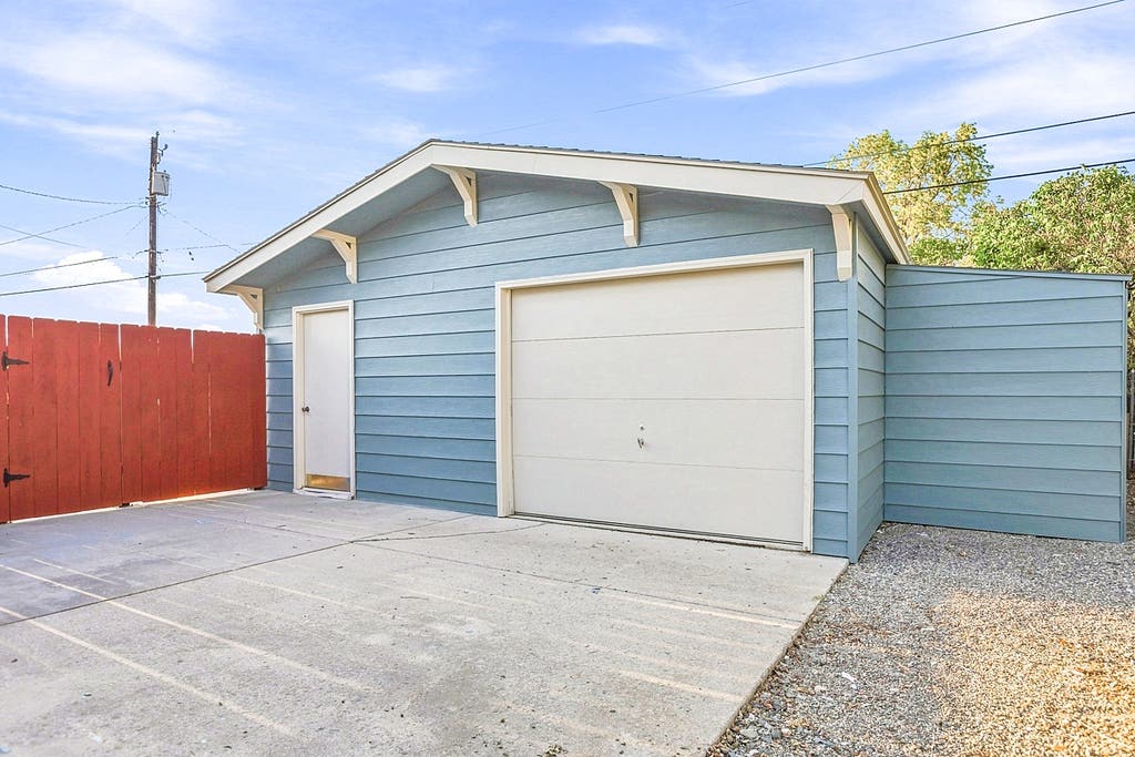 Photo of 1720 Golden Street, Helena, MT 59601 (MLS # 30077265)