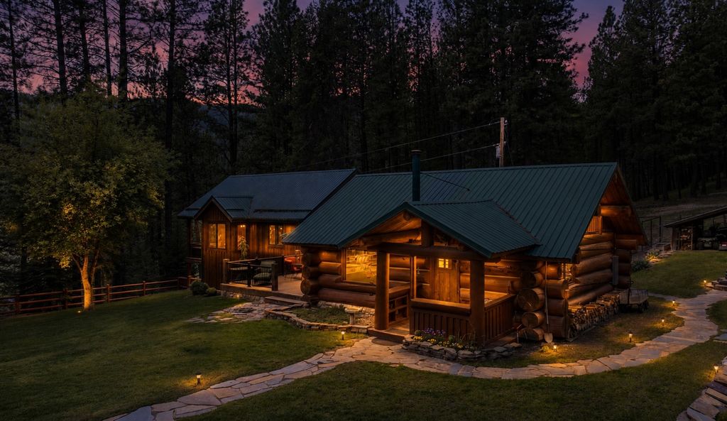 Photo of 31850 Yearling Run, Alberton, MT 59820 (MLS # 30070414)