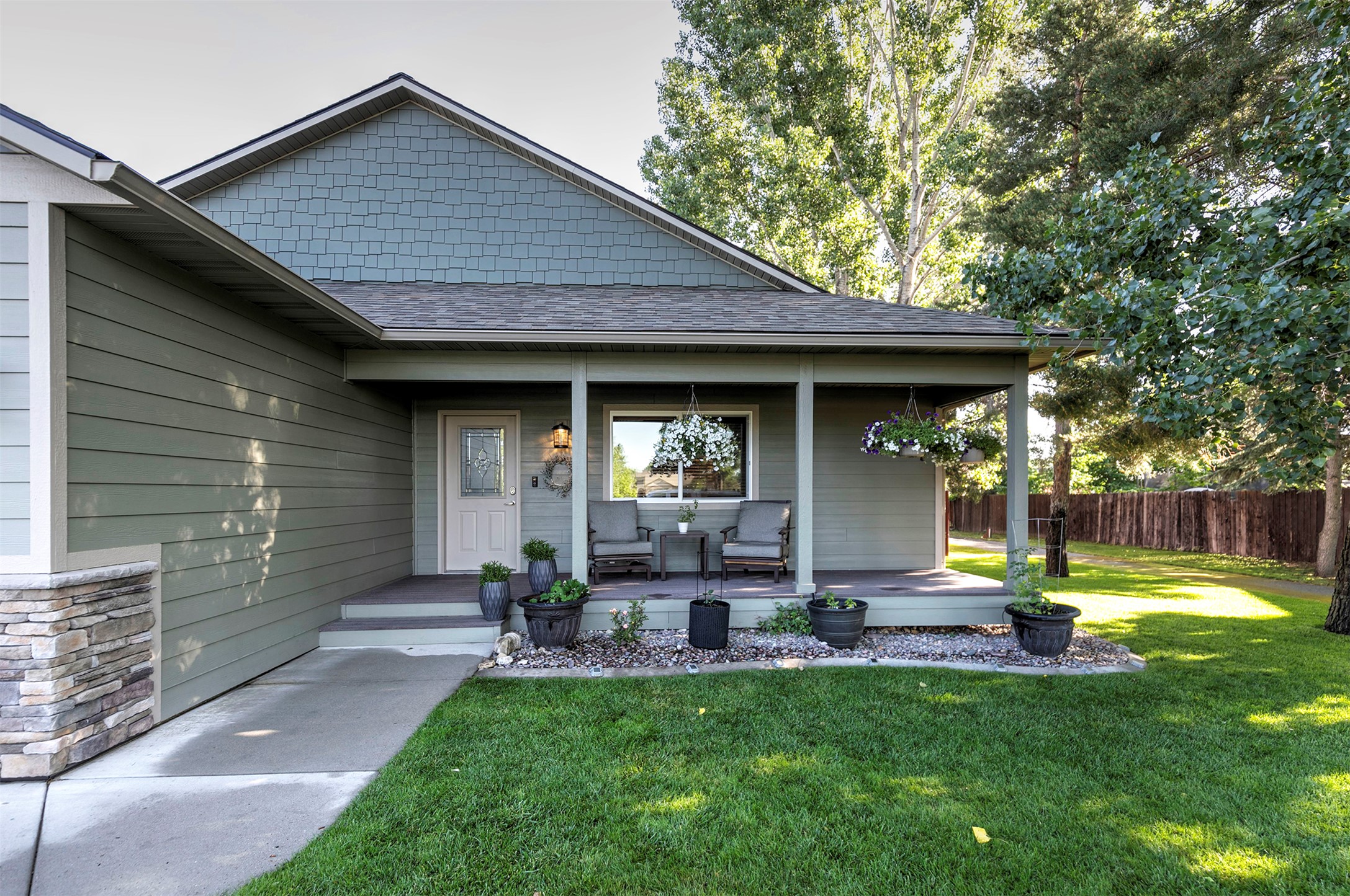 5334 Woodrow Lane
