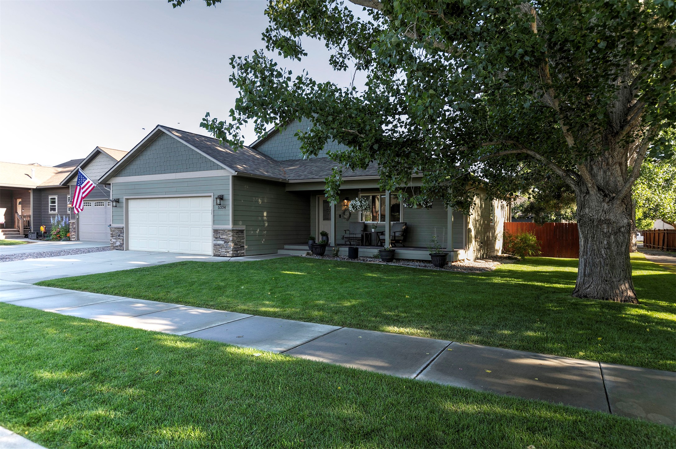5334 Woodrow Lane