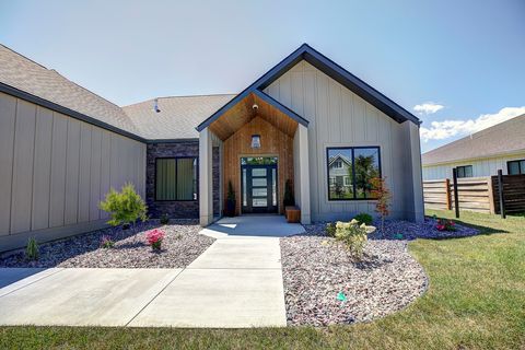 Photo of 156 Antler Peak Lane, Kalispell, MT 59901 (MLS # 30041298)