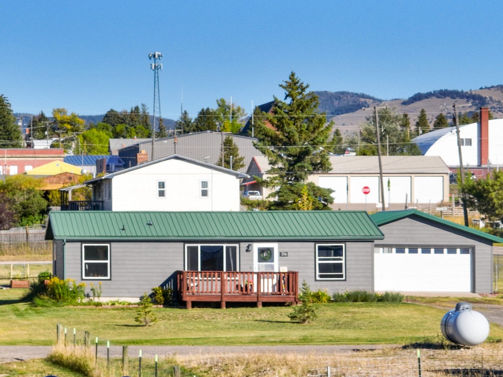 Photo of 316 5th Avenue SE, White Sulphur Springs, MT 59645 (MLS # 30079118)
