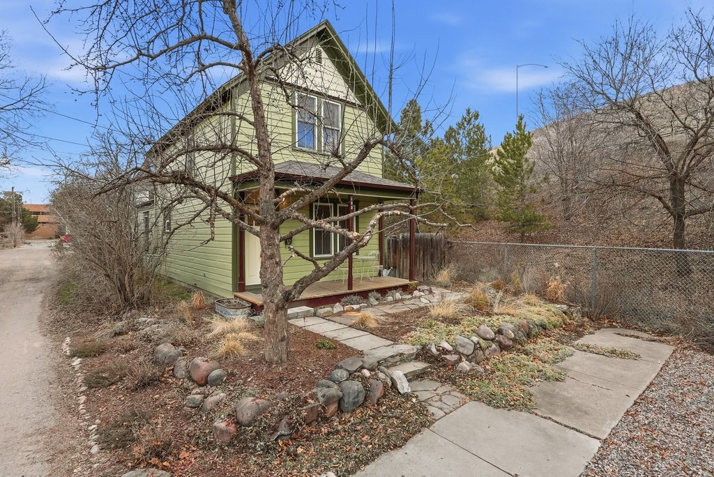 Photo of 105 N 3rd Street W, Missoula, MT 59802 (MLS # 30061996)