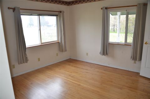 Tiny photo for 901 Sleeping Child Road, Hamilton, MT 59840 (MLS # 30068898)