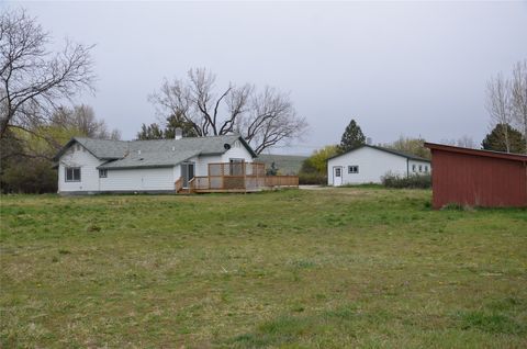 Tiny photo for 901 Sleeping Child Road, Hamilton, MT 59840 (MLS # 30068898)