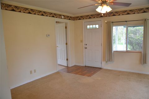 Tiny photo for 901 Sleeping Child Road, Hamilton, MT 59840 (MLS # 30068898)
