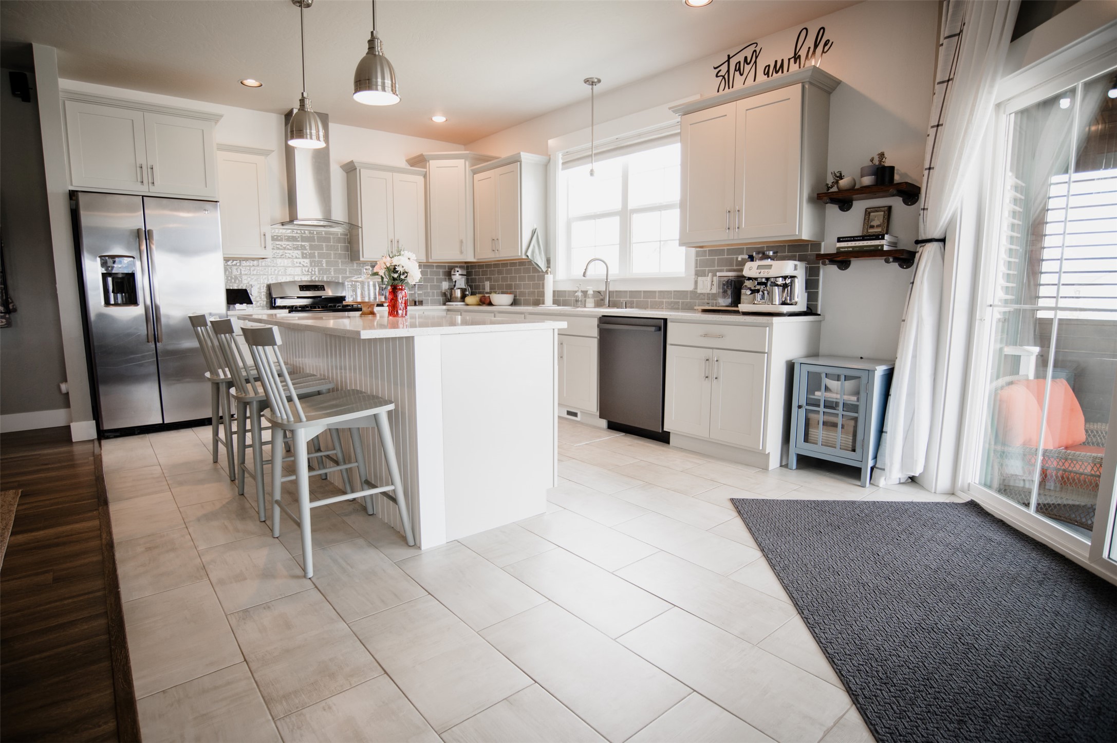 Hamilton, Montana 59840, United States, 3 Bedrooms Bedrooms, ,2 BathroomsBathrooms,Residential,Pending,105147