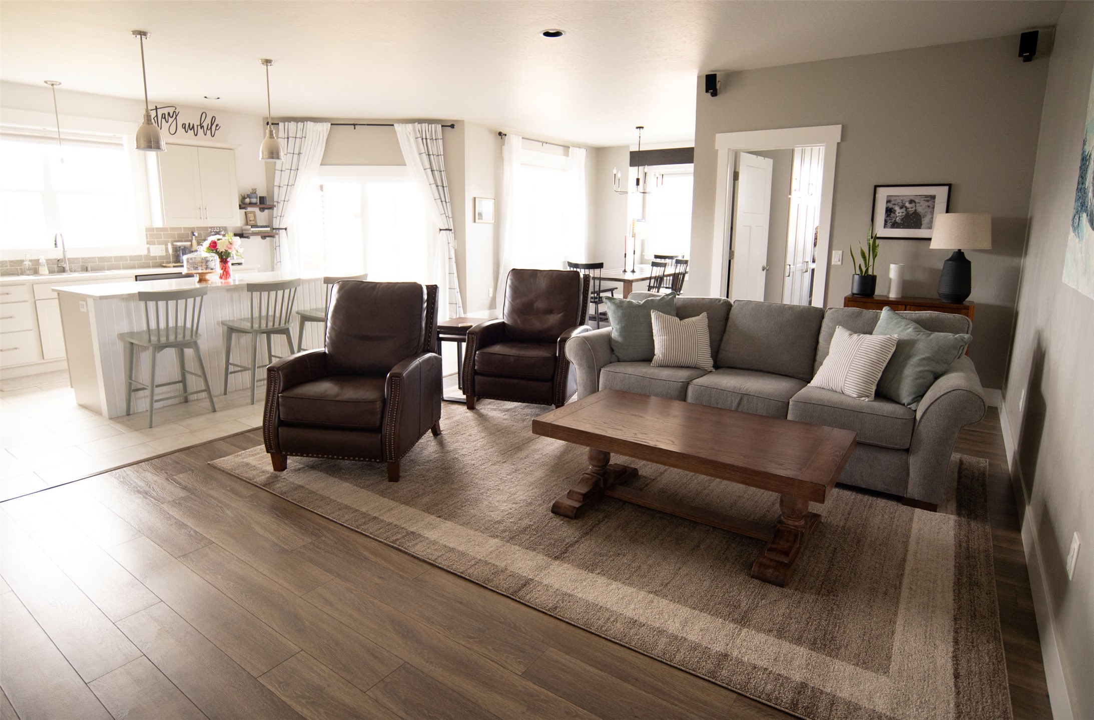 Hamilton, Montana 59840, United States, 3 Bedrooms Bedrooms, ,2 BathroomsBathrooms,Residential,Pending,105147