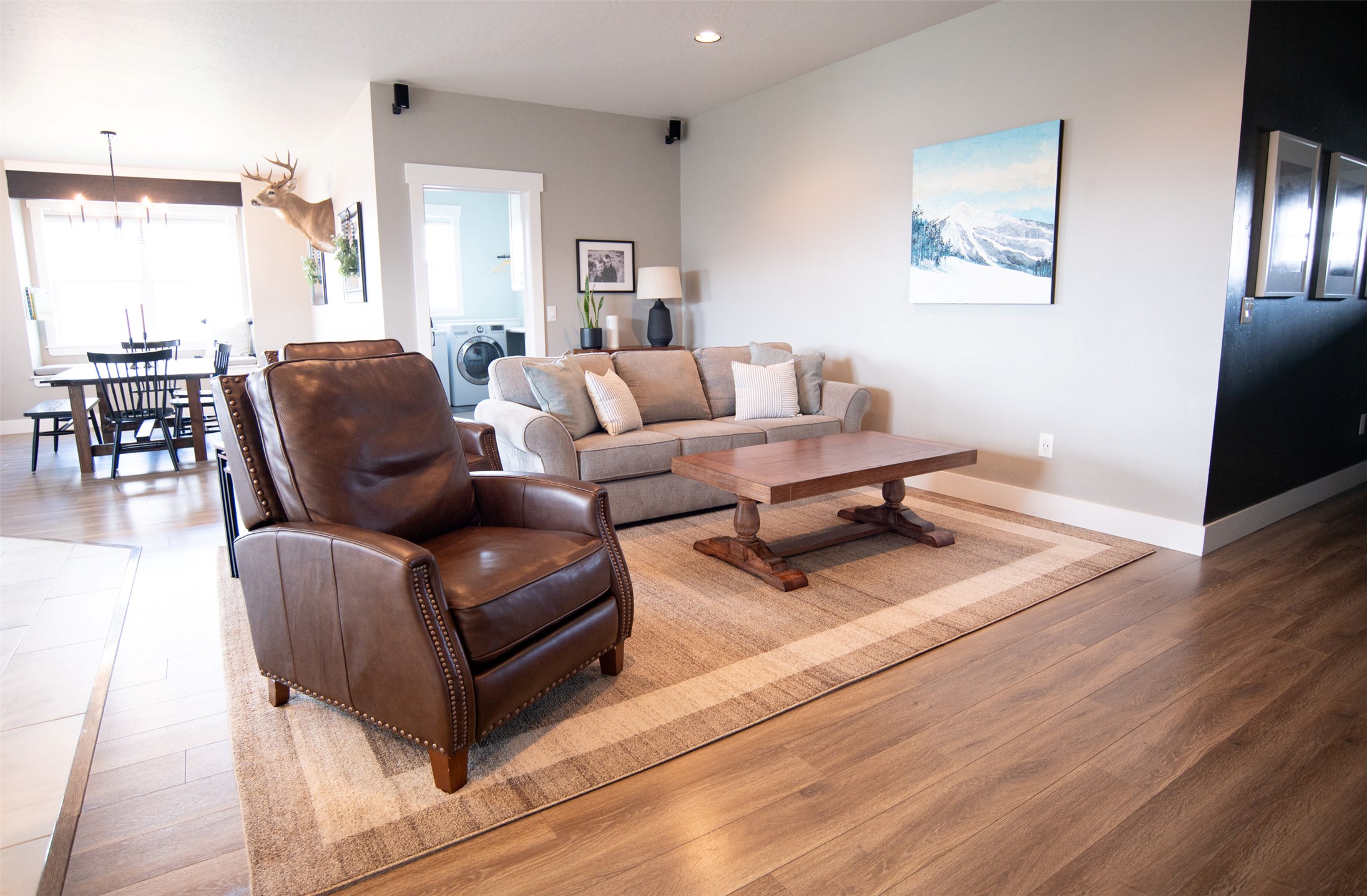 Hamilton, Montana 59840, United States, 3 Bedrooms Bedrooms, ,2 BathroomsBathrooms,Residential,Pending,105147