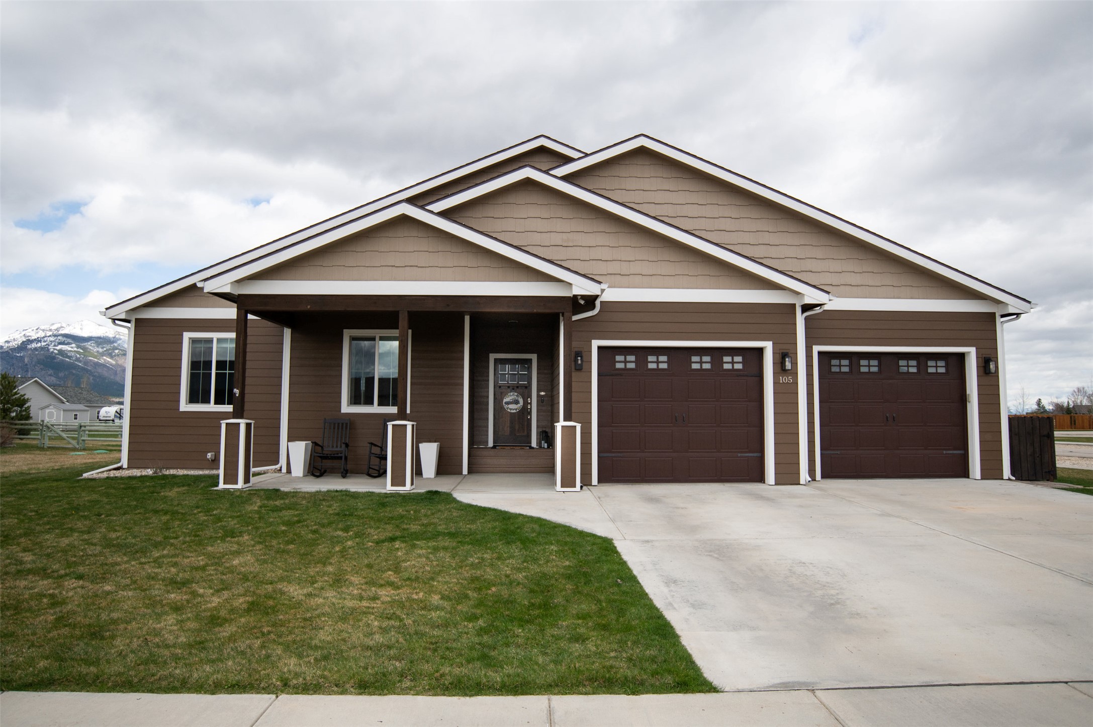 Hamilton, Montana 59840, United States, 3 Bedrooms Bedrooms, ,2 BathroomsBathrooms,Residential,Pending,105147