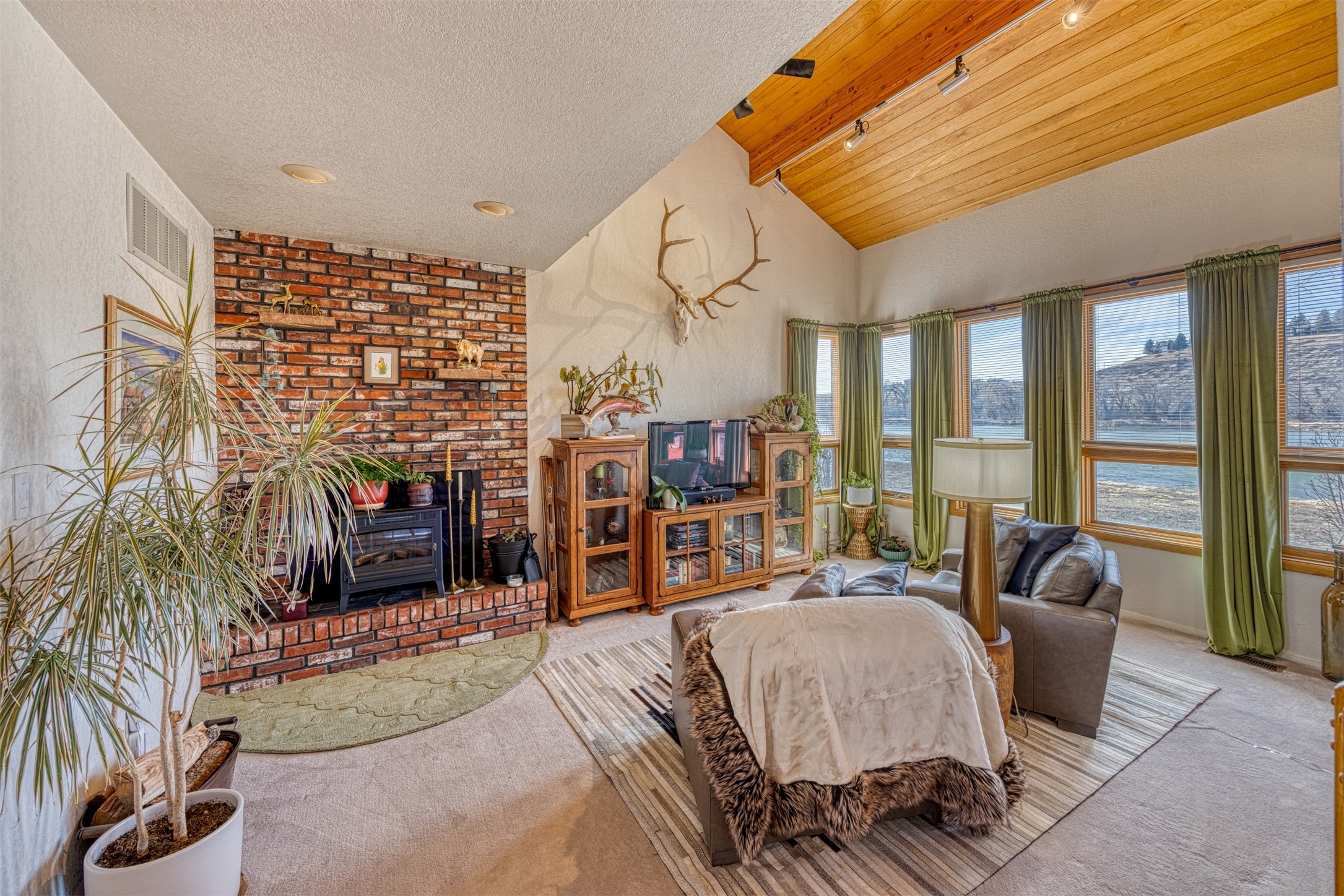 44 Fox Island Lane