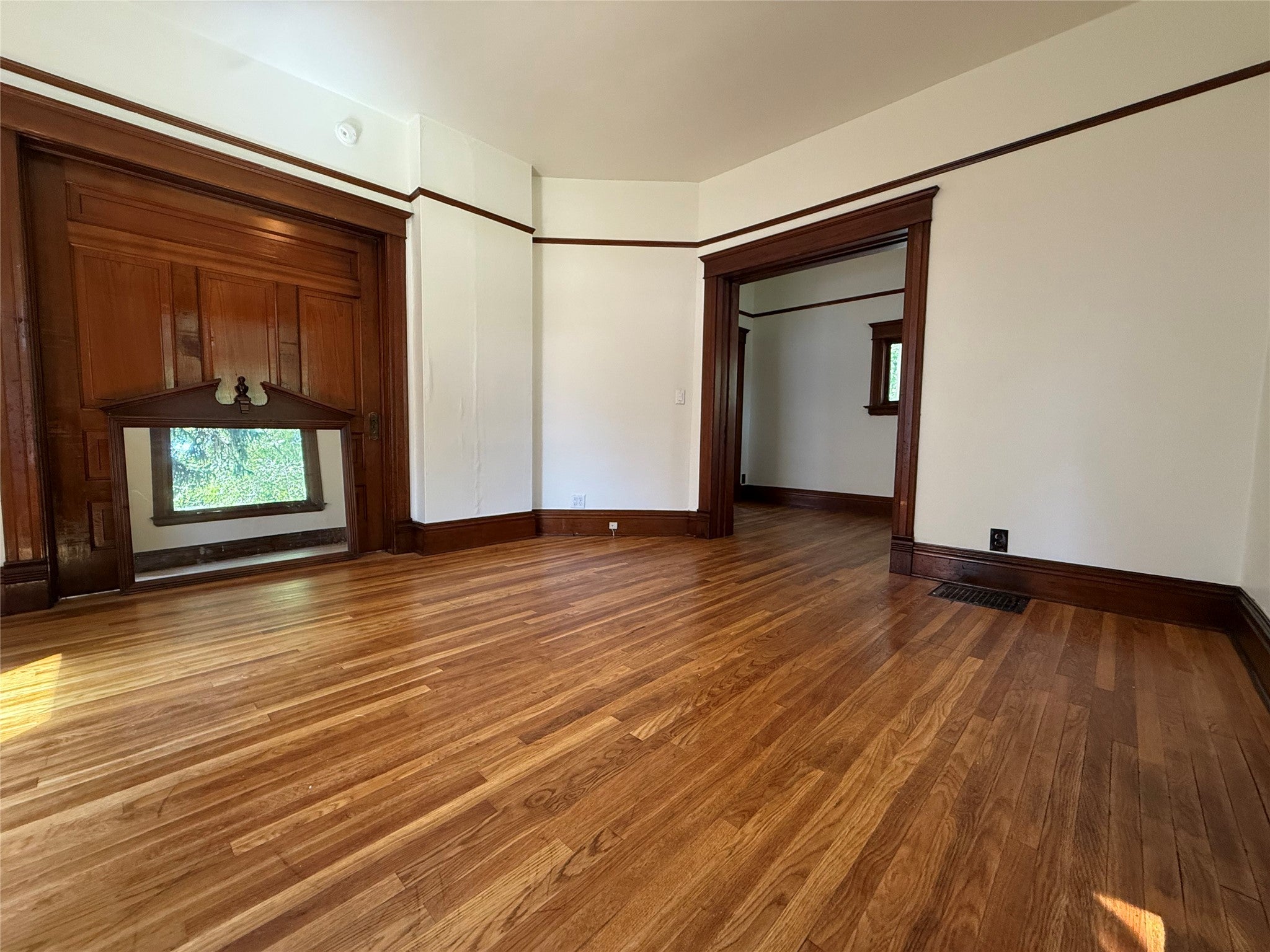 238 & 242 S 5th Street E