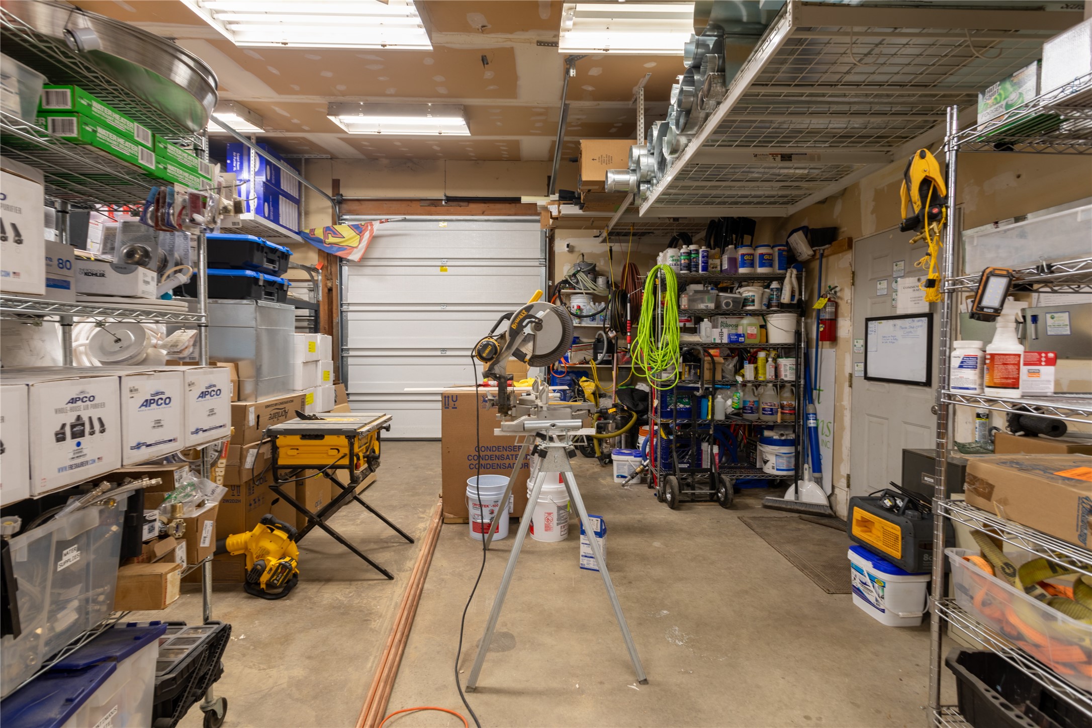 Victor, Montana 59875, United States, ,Commercial,Active,45233