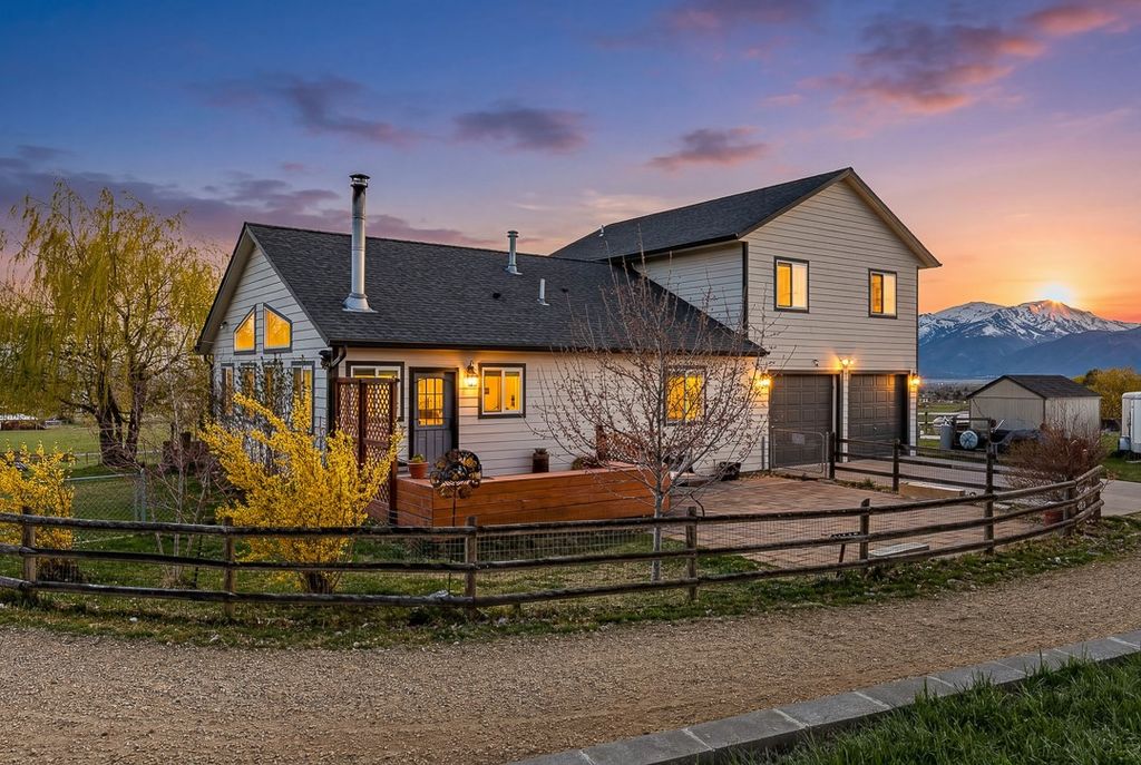 Photo of 4714 Linhart Lane, Stevensville, MT 59870 (MLS # 30068383)