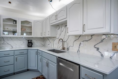 Tiny photo for 3333 Middle Road, Columbia Falls, MT 59912 (MLS # 30069553)