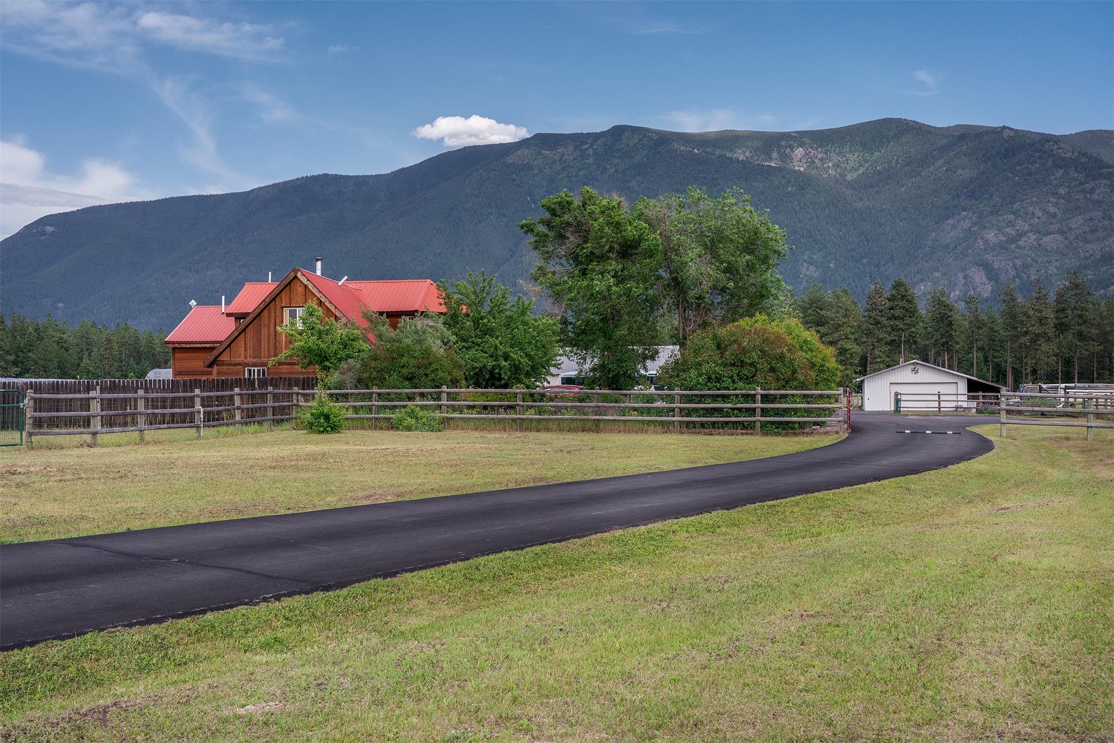 3333 Middle Road